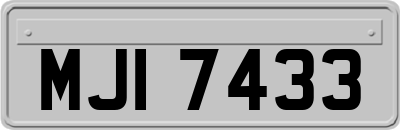 MJI7433