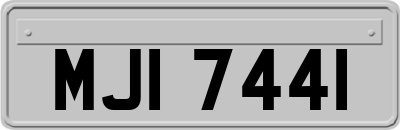 MJI7441