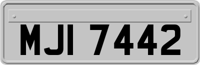 MJI7442