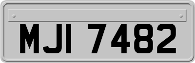 MJI7482