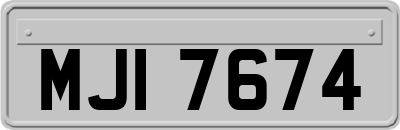 MJI7674