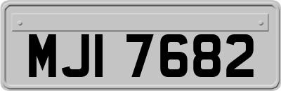 MJI7682