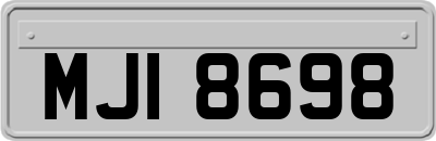 MJI8698