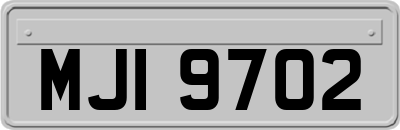 MJI9702