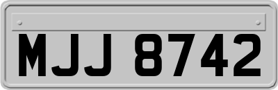 MJJ8742
