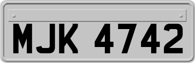 MJK4742