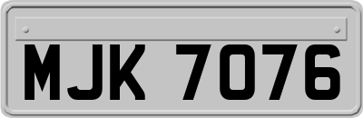 MJK7076