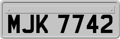 MJK7742