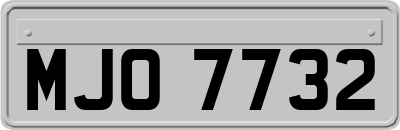 MJO7732