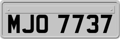 MJO7737
