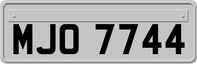 MJO7744