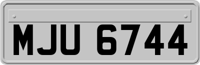 MJU6744