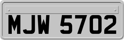 MJW5702