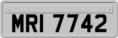 MRI7742