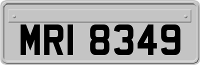 MRI8349