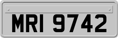 MRI9742
