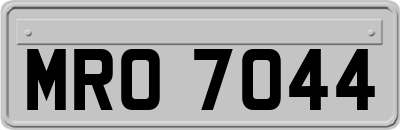 MRO7044