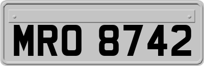MRO8742