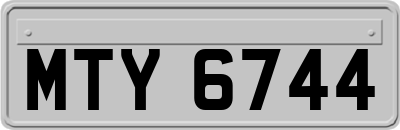 MTY6744