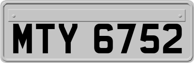 MTY6752