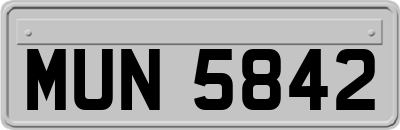 MUN5842