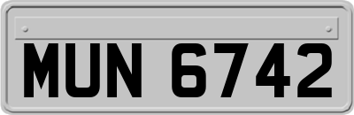 MUN6742