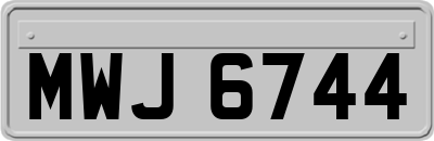 MWJ6744