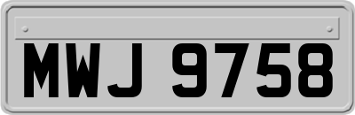 MWJ9758