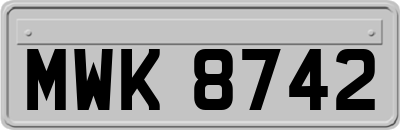 MWK8742