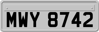 MWY8742