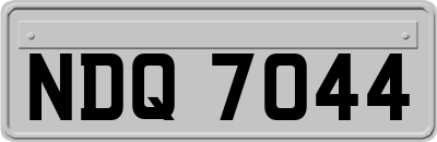 NDQ7044
