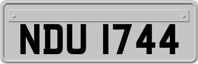 NDU1744