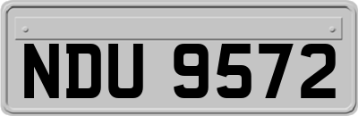 NDU9572