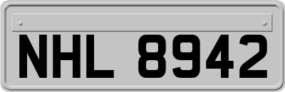 NHL8942