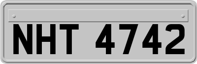 NHT4742
