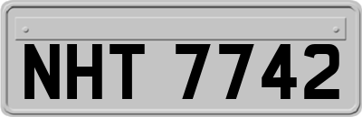 NHT7742