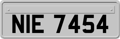 NIE7454