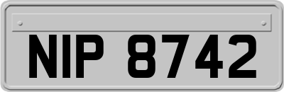 NIP8742