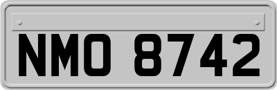NMO8742