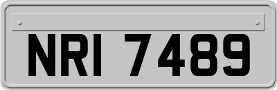 NRI7489