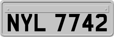 NYL7742