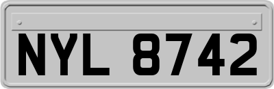 NYL8742