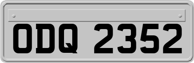 ODQ2352