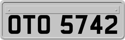 OTO5742