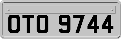 OTO9744