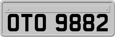 OTO9882