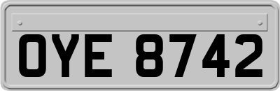 OYE8742