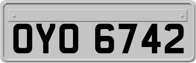OYO6742