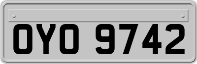 OYO9742