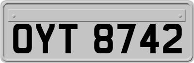 OYT8742